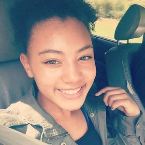 Meet your Posher, Courtney